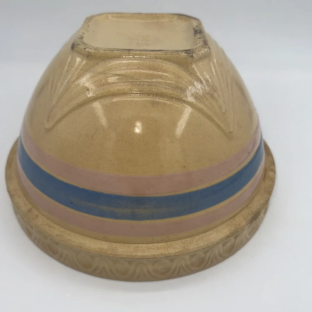 Yellowware Mixing Bowl Brown w/Pink & Blue Bands Crust Rim 9.5